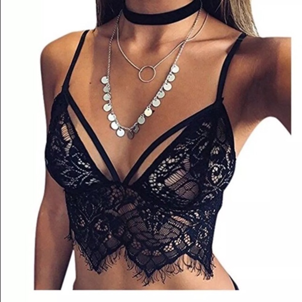 🚫SOLD🚫Black Lace Bralette